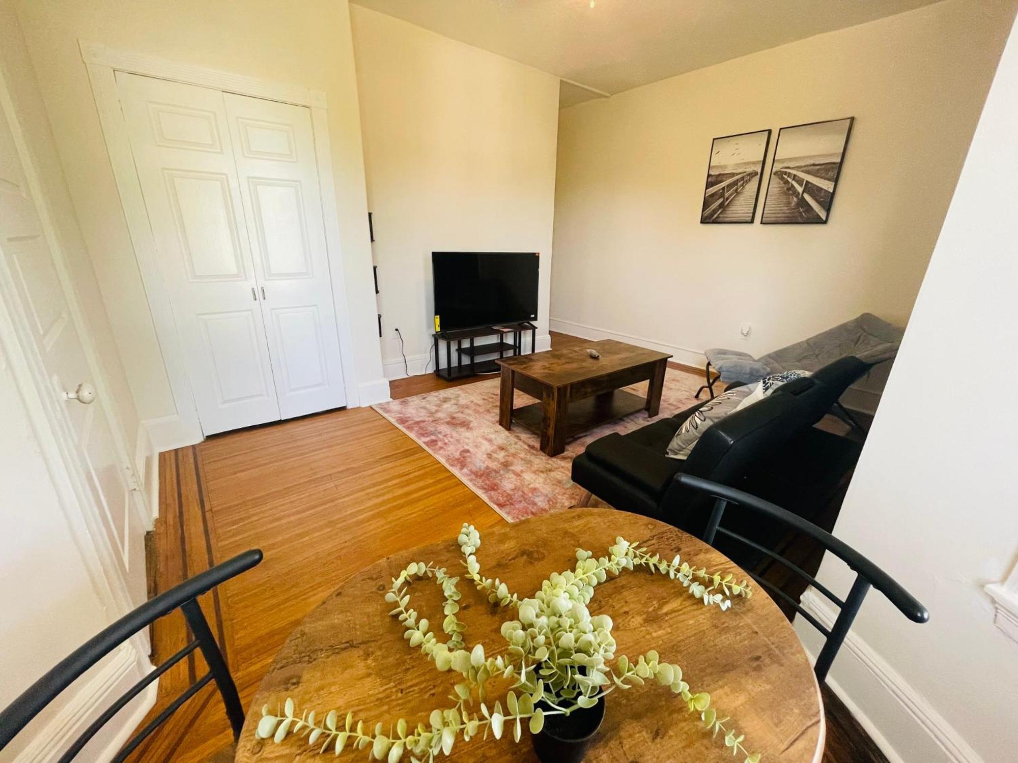 Charming 15-bedroom In Elkins Park! *
